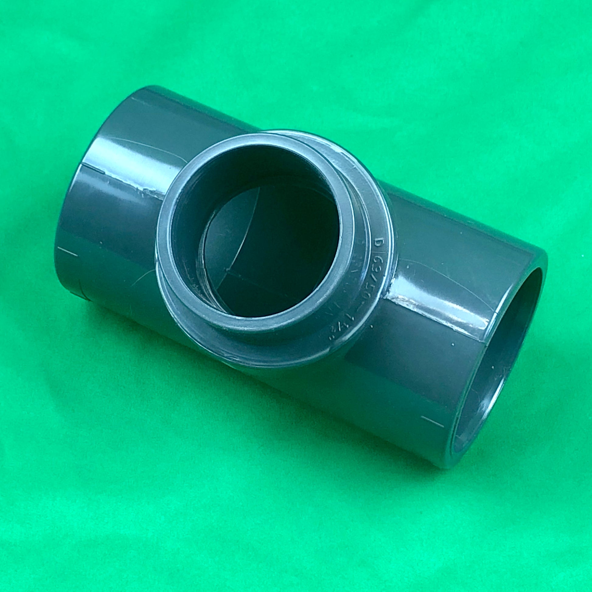 Reducing Tee solvent 63mm straight to 50mm - WaterFeature.Shop